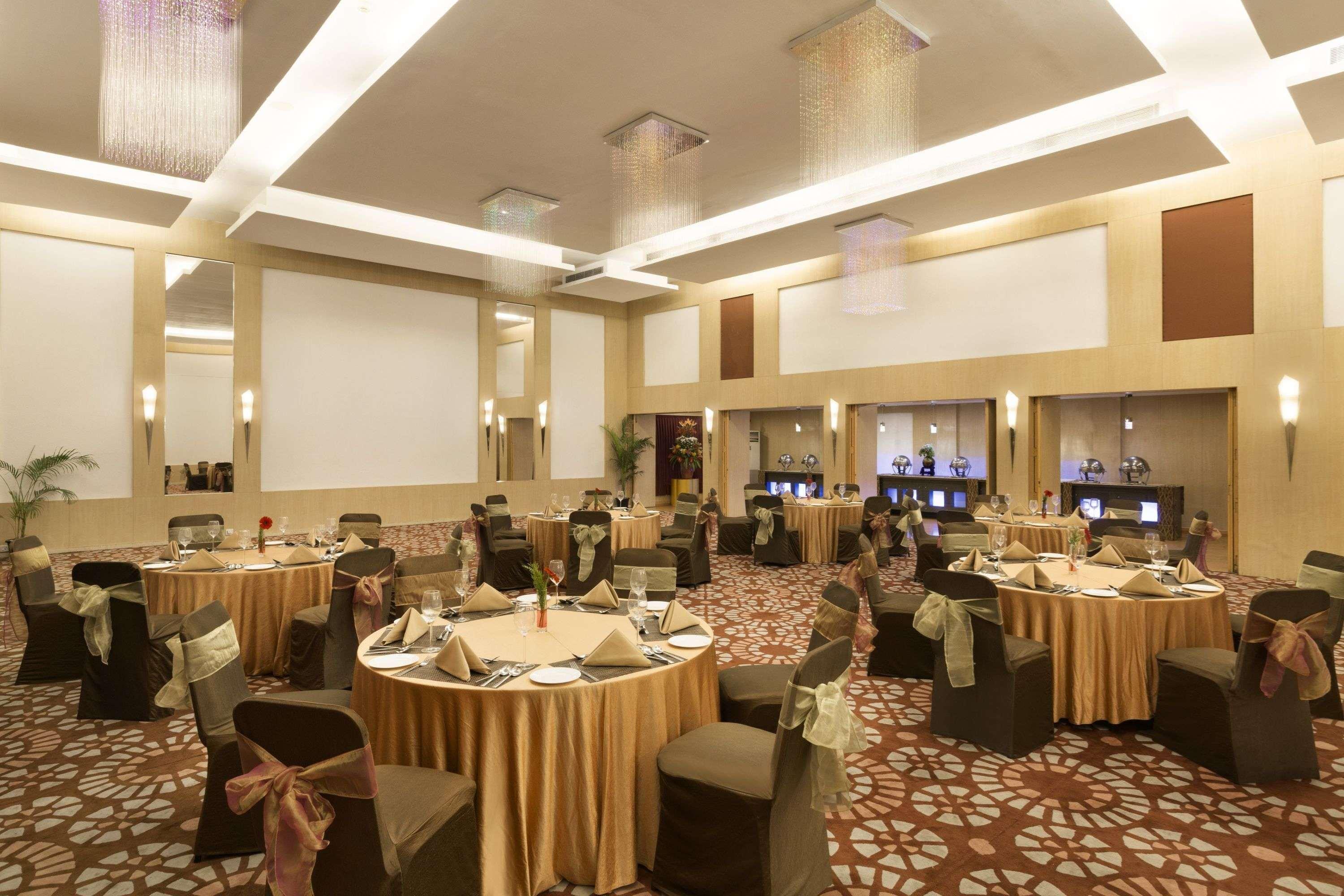 Ramada By Wyndham Chennai Egmore Екстериор снимка