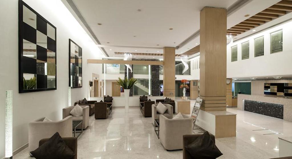 Ramada By Wyndham Chennai Egmore Екстериор снимка