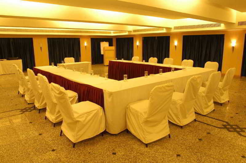 Ramada By Wyndham Chennai Egmore Екстериор снимка