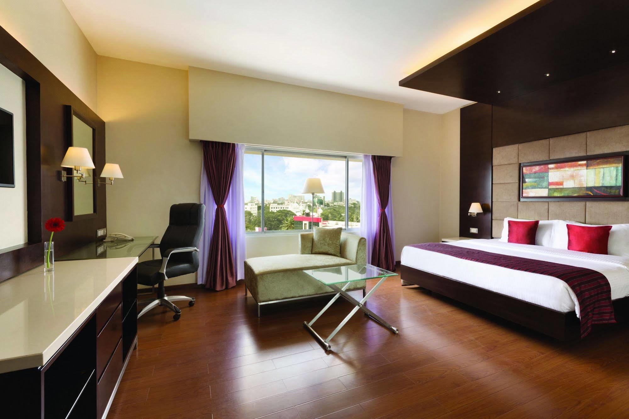 Ramada By Wyndham Chennai Egmore Екстериор снимка